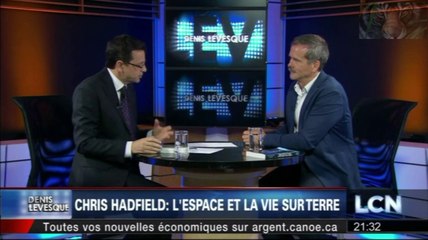 L'astronaute Canadien Chris Hadfield : Entrevue en Français. L'espace et la vie sur Terre.