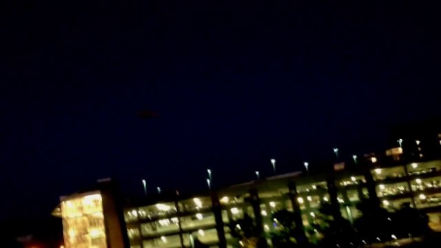 UFO OVNI Caught on tape