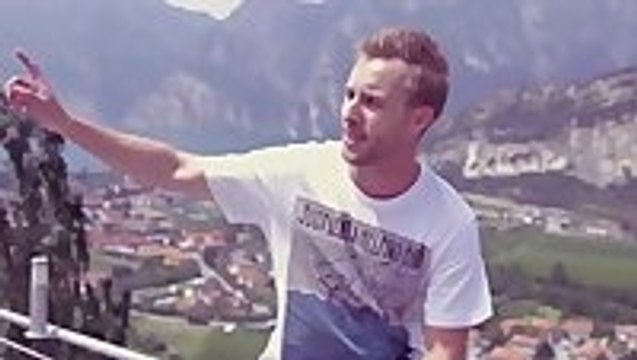 Wingsuit Jumper Lands Without Parachute