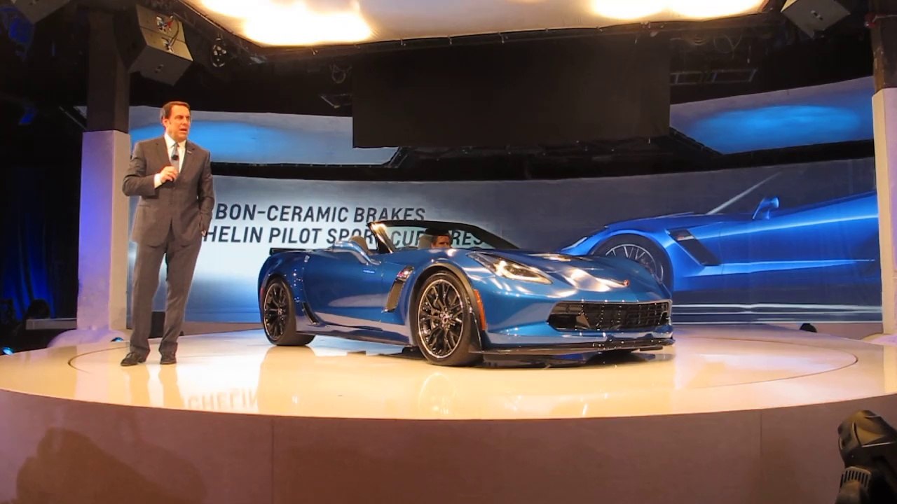 REVEAL of the Chevrolet Corvette ZO6 Convertible NYC 2014 Auto Show Bob Giles NewCarNews.tv