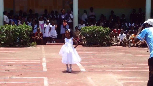 Youve Got To See This!! Worlds Best Catwalk Models / Supermodels!