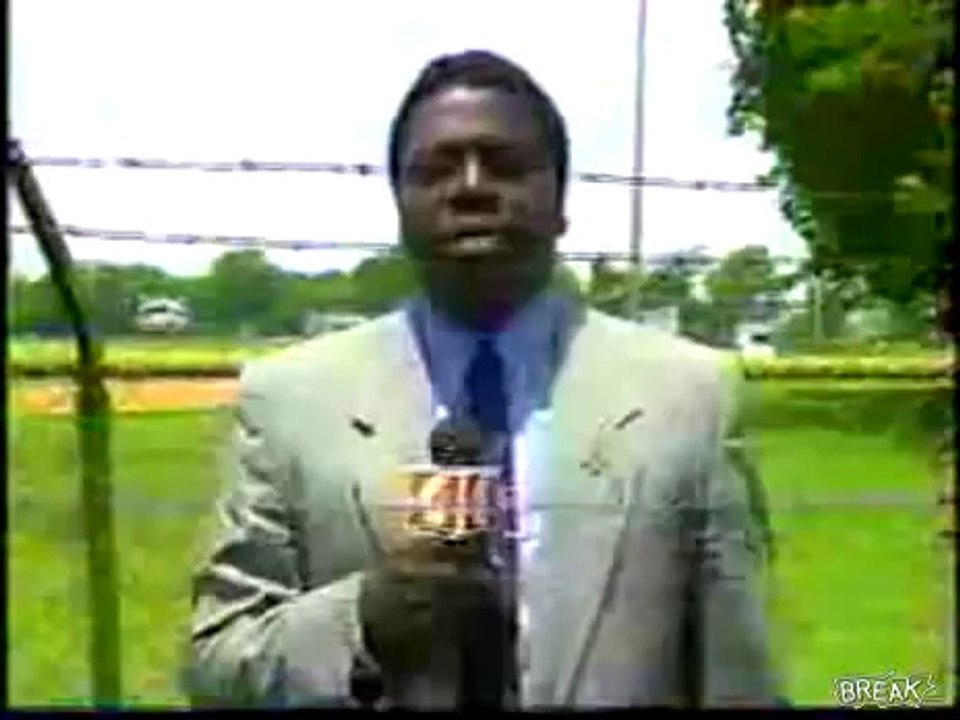 Reporter goes full ghetto!