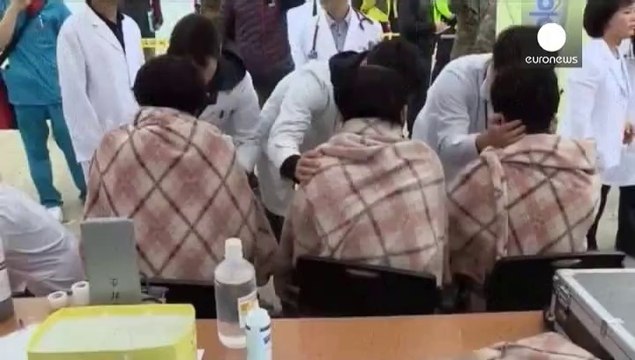 'Hundreds missing': South Korea ferry disaster worse than first thought