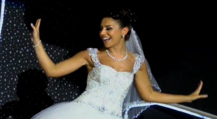 Gelin İle Damat'ın Düğün Salonuna Muhteşem Girişi