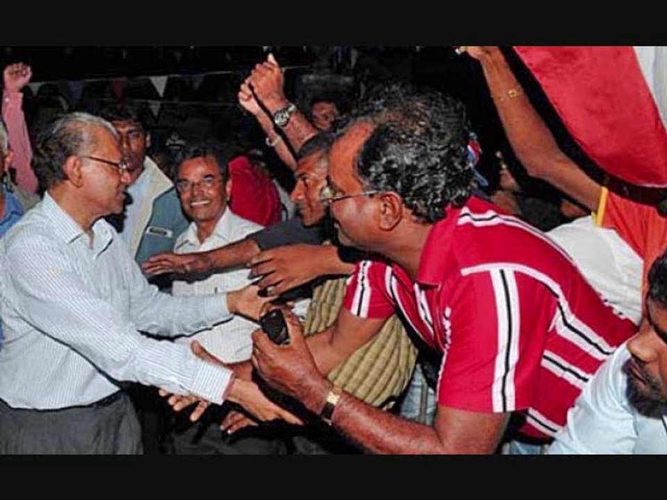 There Are Many Peoples Which Were Research By The Law Because They Have Steal Many Bus