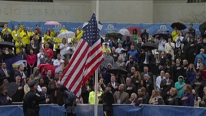 Boston rend hommage aux victimes, un an après les attentats