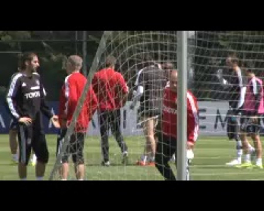 Beşiktaş'ta Uğur Boral'la Veli, idmanda tartıştı