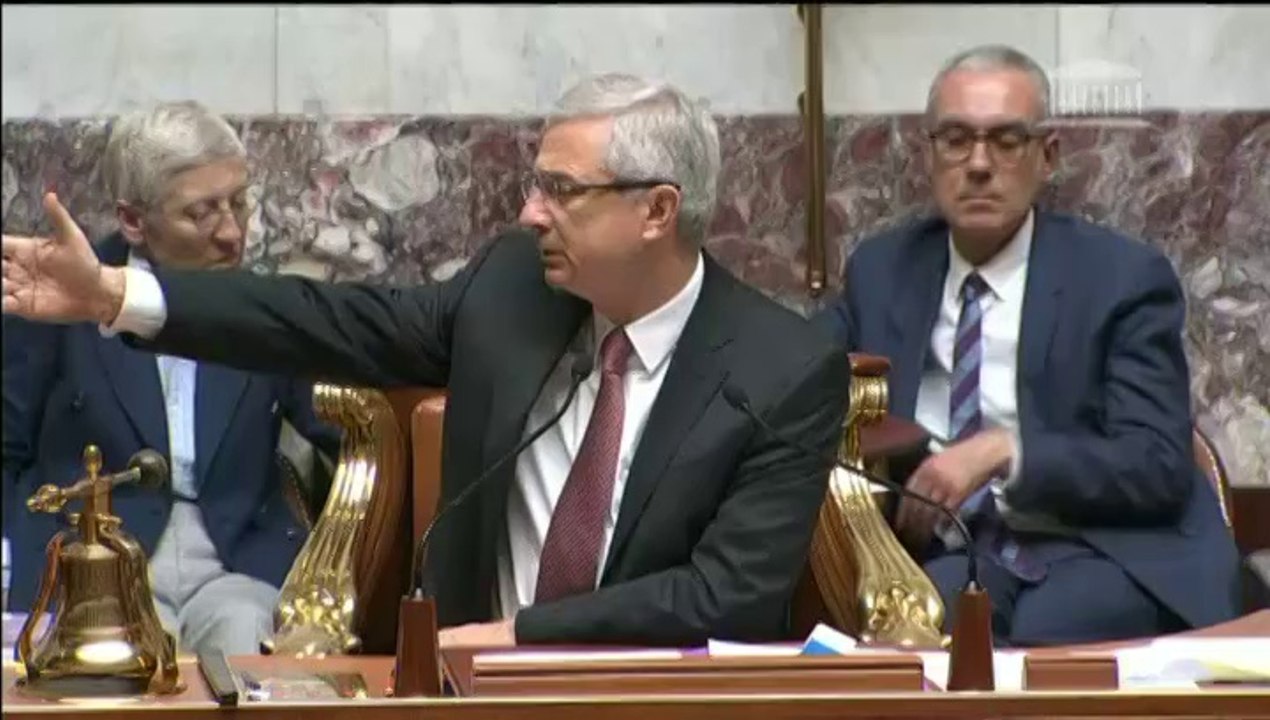 "Nous avons besoin de rassemblement", plaide Manuel Valls devant les députés