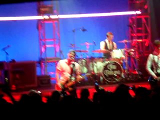 The Feeling - Never Be Lonely