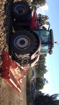massey ferguson 8690 dyna-vt & kuhn hrb 6004