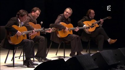 La "Marseillaise" en jazz manouche au Châtelet - (gypsy guitar)