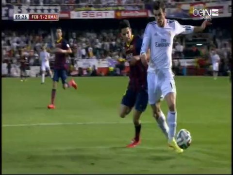 هدف بيل في شباك برشلونة توج على اثره ريال مدريد بطلا للكأس 2014