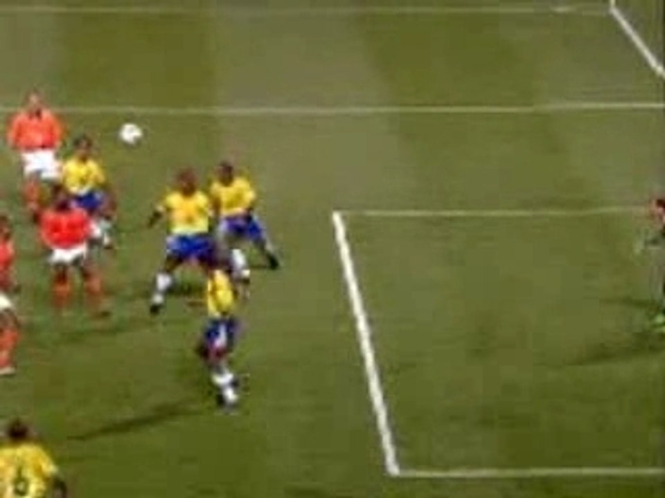 Téte a la Patrick Kluivert