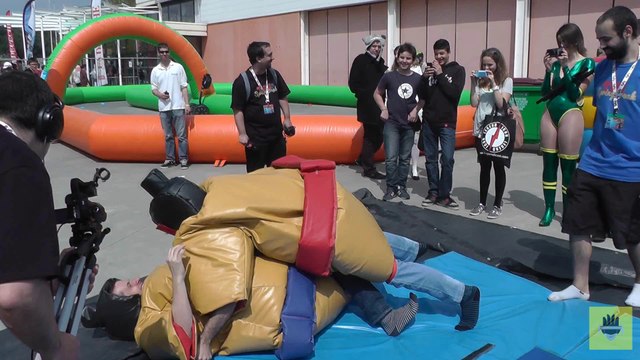 [TGS Springbreak 2014] Combat de sumo entre Marcus et Hob 360minsPourSurvivre