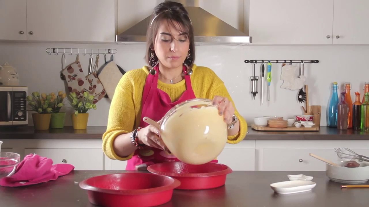 طريقة عمل كيكة الفراولة والكريمة _ مع فاطمة