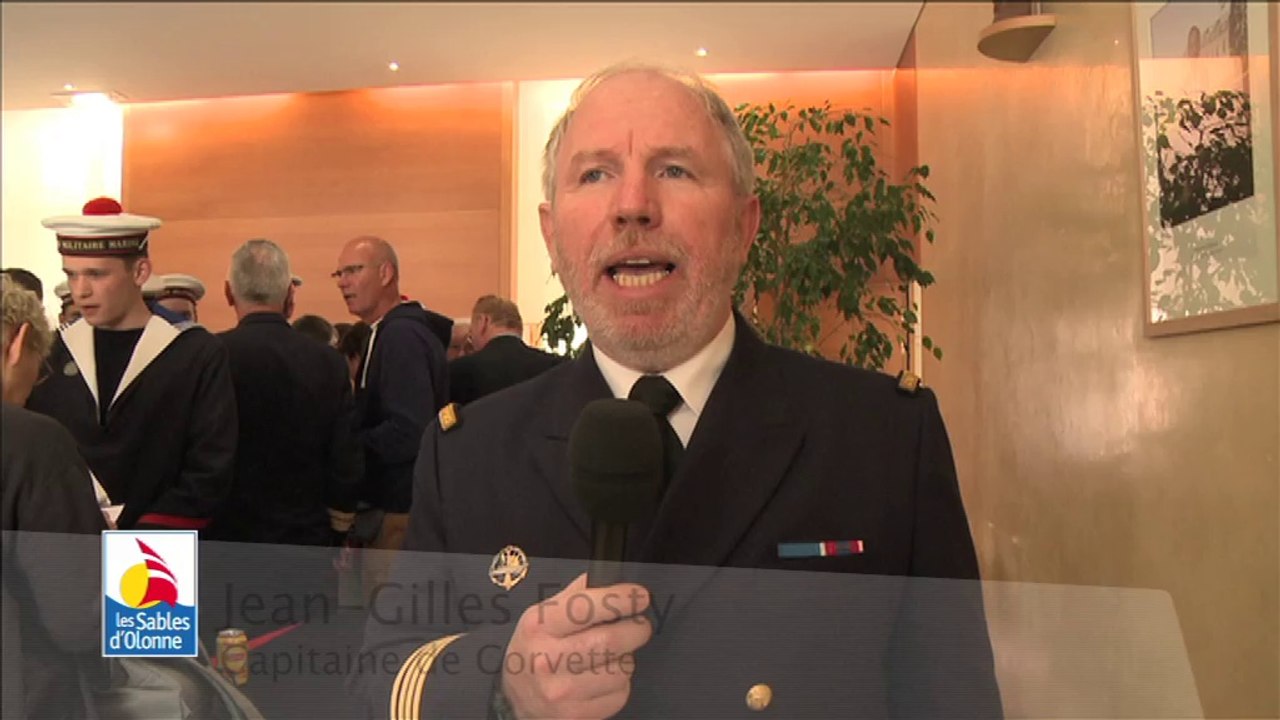 Remise des brevets et insignes de la Préparation Militaire Marine