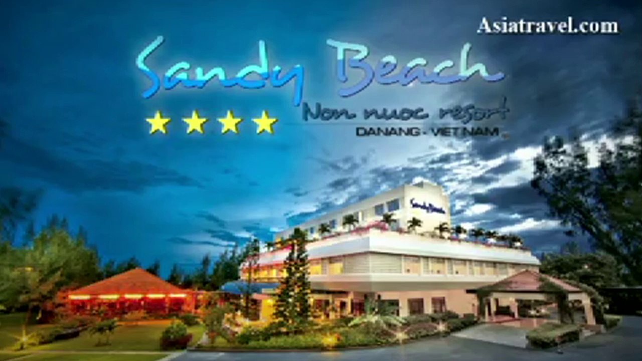 Sandy Beach Danang, Vietnam by Asiatravel.com