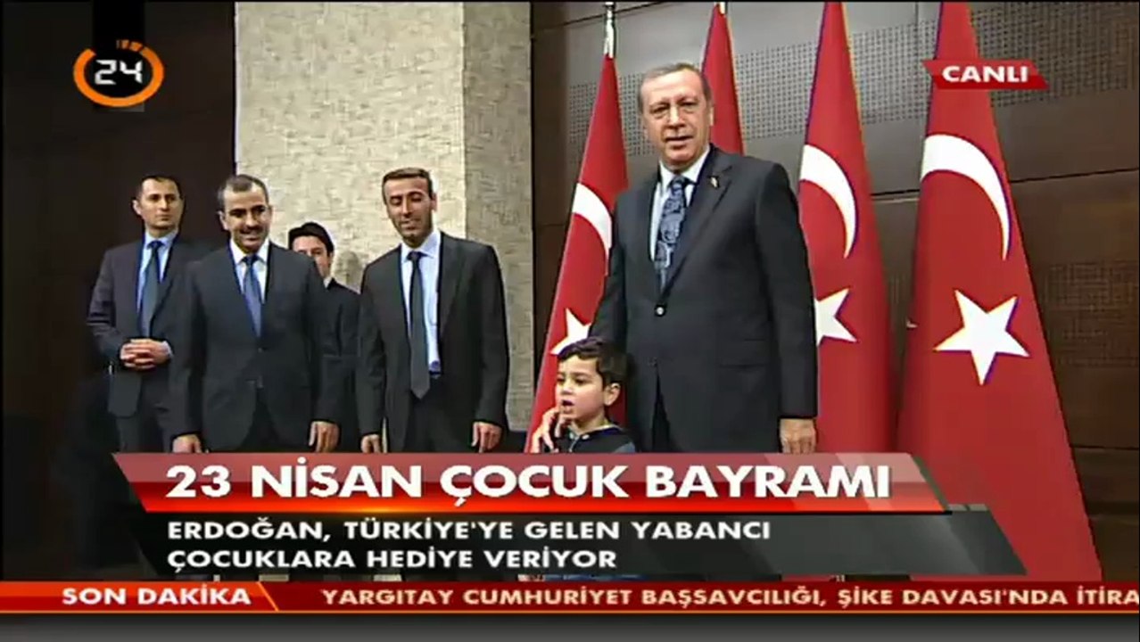 Suriyeli minik çocuktan duygulandıran hareket