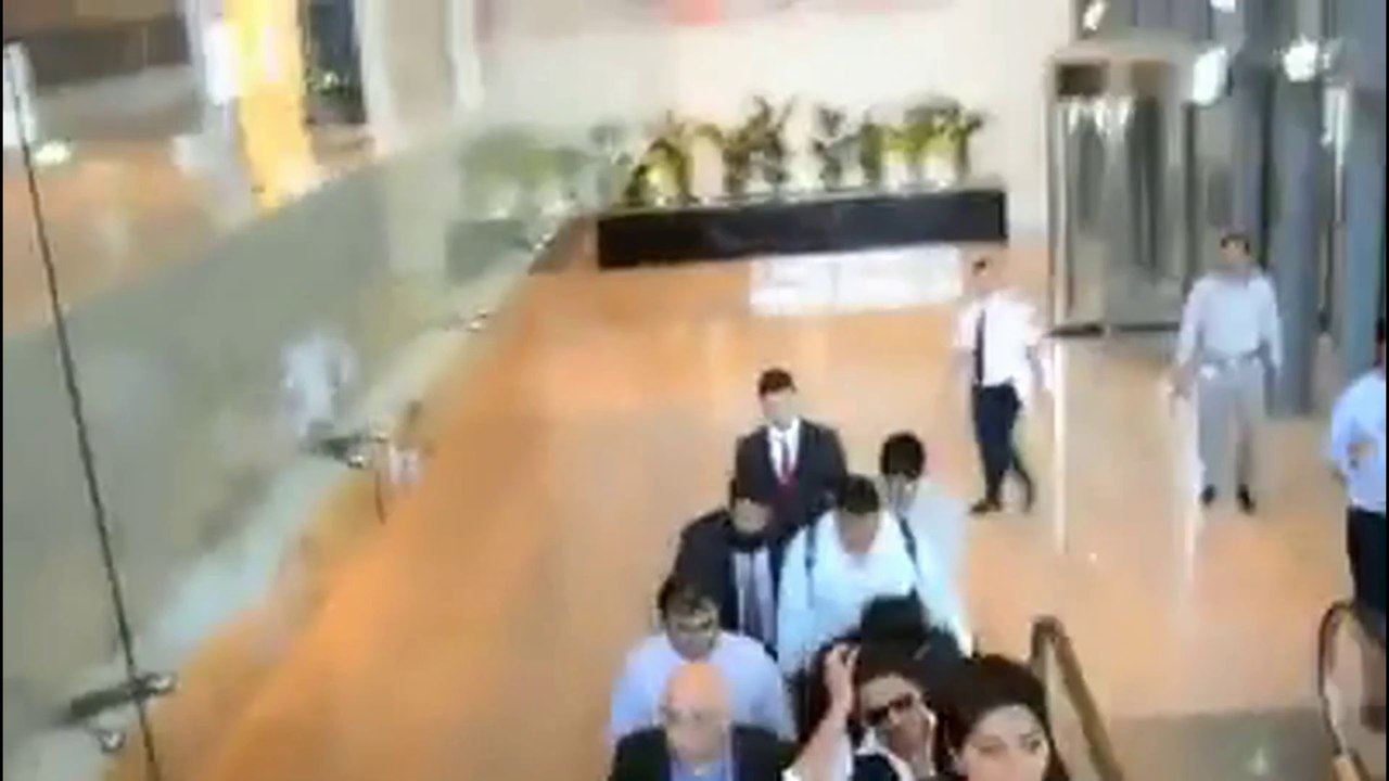 Shah Rukh Khan﻿ at Bin Zayed Group office in Abu Dhabi IPL 2014