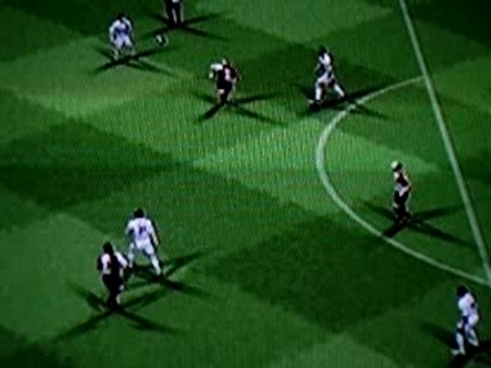 Volée Juninho double poteaux