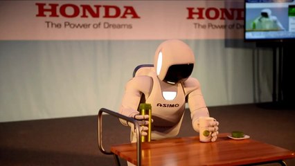 Avec Asimo, la robotique prend un visage toujours plus humain