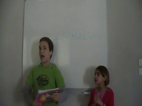 Nous inventons nos textes pour mieux les mémoriser.