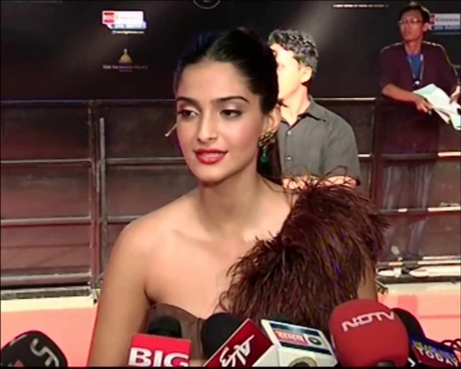 sonam kapoor 02