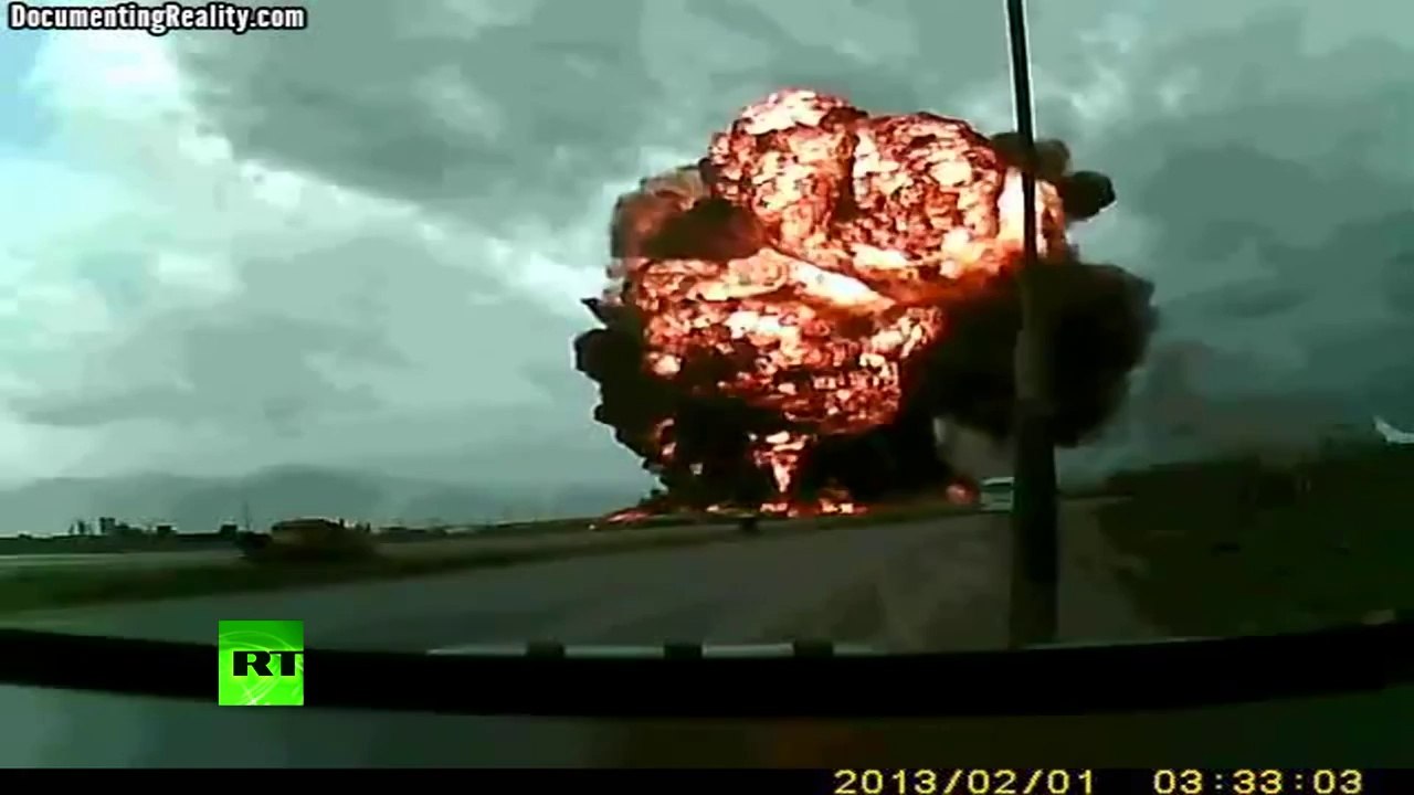 Dramatic footage: Cargo Boeing 747 crashes at Bagram Airfield