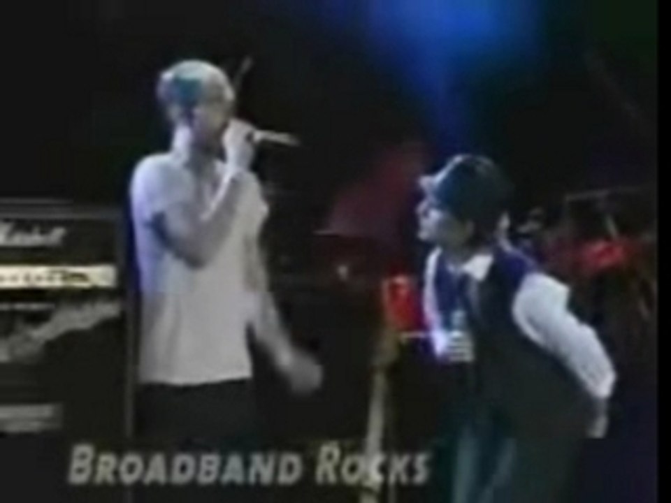 Maroon 5, Rob Thomas - Harder To Breathe