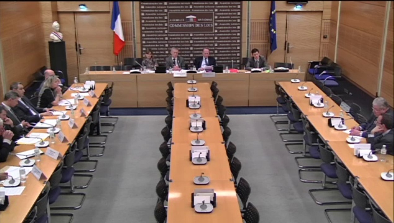 Table ronde réunissant des syndicats d’officiers de la police nationale  - Mercredi 16 Avril 2014