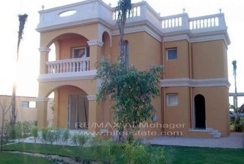 فيلا للبيع في ستيلا مصر الجديدة