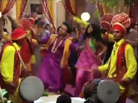 Aur Pyaar Ho Gaya : Avni-Raj celebrate Baisakhi - IANS India Videos