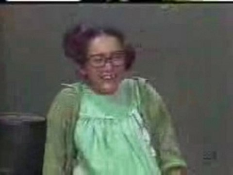 Chaves - Chapolin Visita A Vila