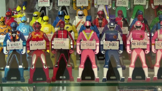 Japon: les adeptes du collant intégral se dévoilent