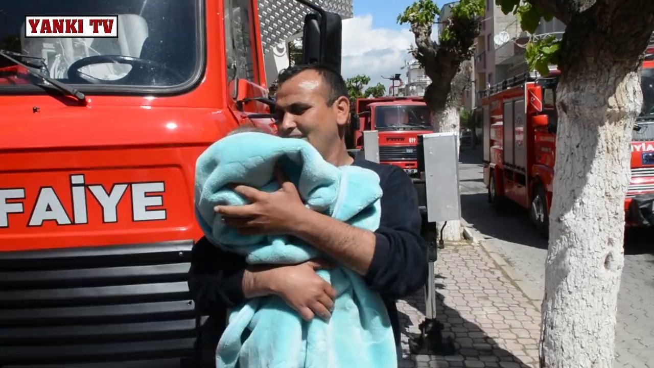 4 katlı apartman boşluğunda korkutan yangın