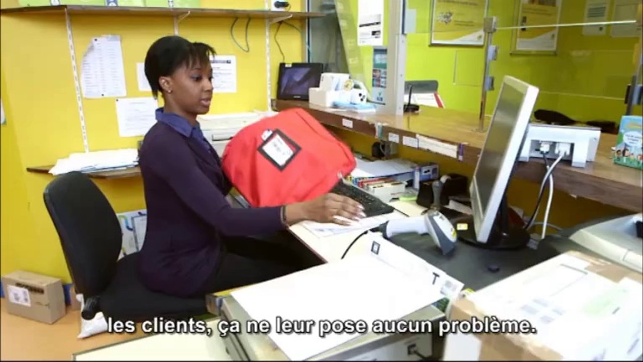 "Bonjour, je suis..." Mélissa, guichetière référente !