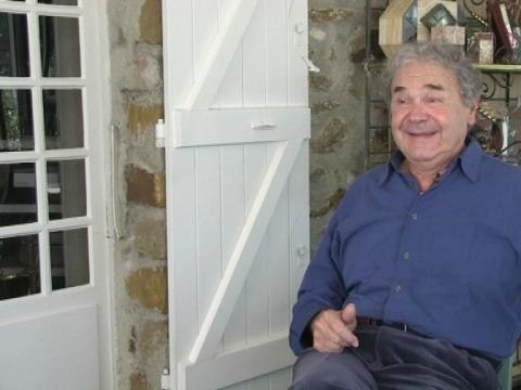 Pierre Perret fait son retour avec la sortie de son nouvel album, Drôle de poésie - 18/04