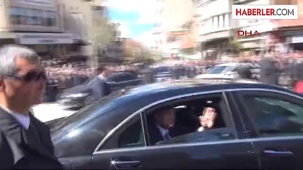 Yangında Mahsur Kalan 9 Kişiyi İtfaiye Kurtardı