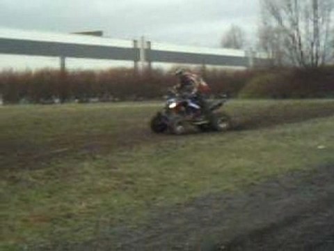 350 Raptor Dans Les Champ de Hem 59510