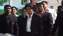 Bollywood Super Star King Khan Shah Rukh Khan Smoking in Public Place