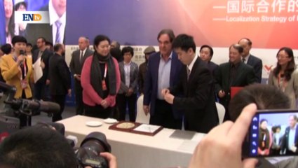 Cuarón y Stone compartieron tribuna en el Festival de Cine de Pekín