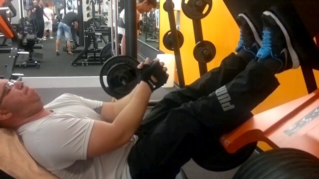 320 kilo de poussée au jambes