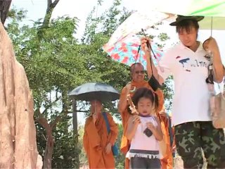 กองทัพธรรม สงกรานต์ 2553 1/4