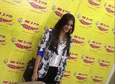 Bollywood Cute & Hot Babe Sonam Kapoor promote Players movie on 98.3 FM Radio Mirchi studio