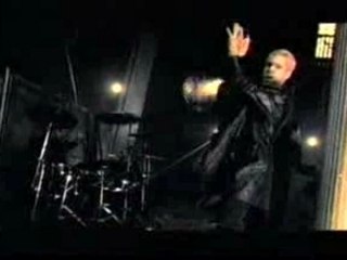 Banlieue Rouge - Sous Un Ciel Écarlate