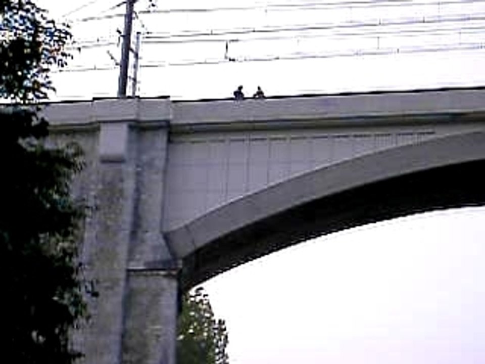 Télé exploser du viaduc