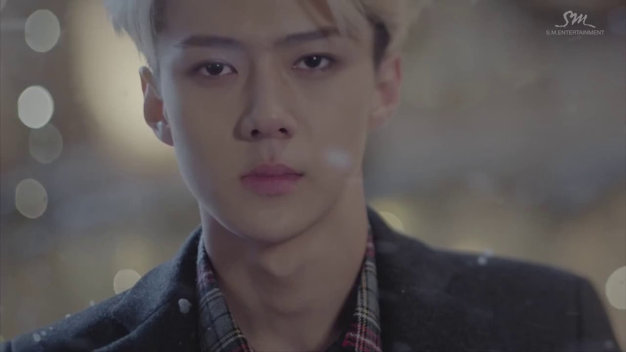 EXO_12월의 기적 (Miracles in December)_Music Video (Korean ver.) (1)