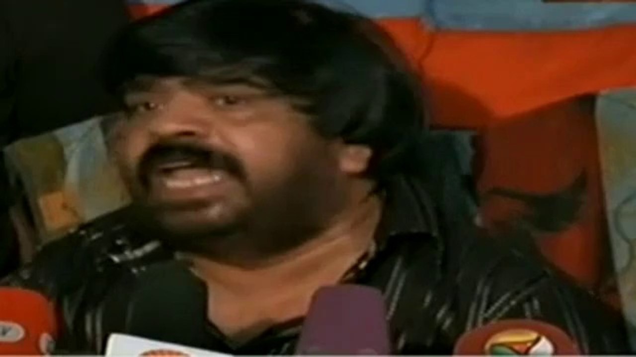 T Rajendar funny dialogues during 19 April 2014 interview - video ...