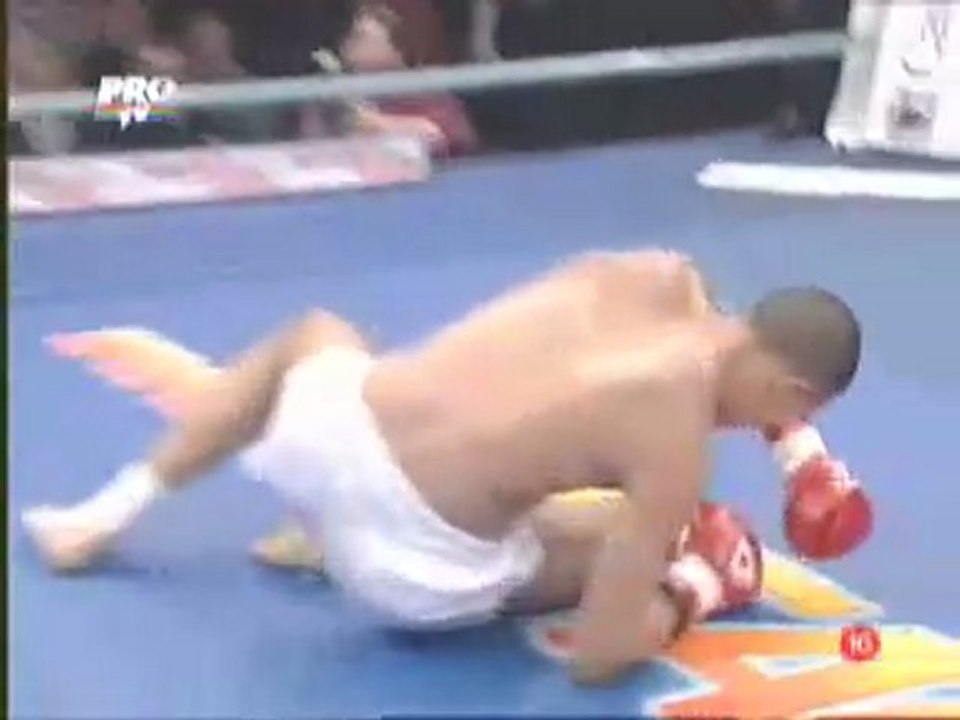 Badr Hari vs. Vitali Akhramenko