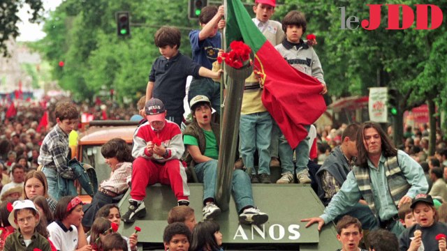 Le grand angle diplo : des oeillets avant votre muguet?